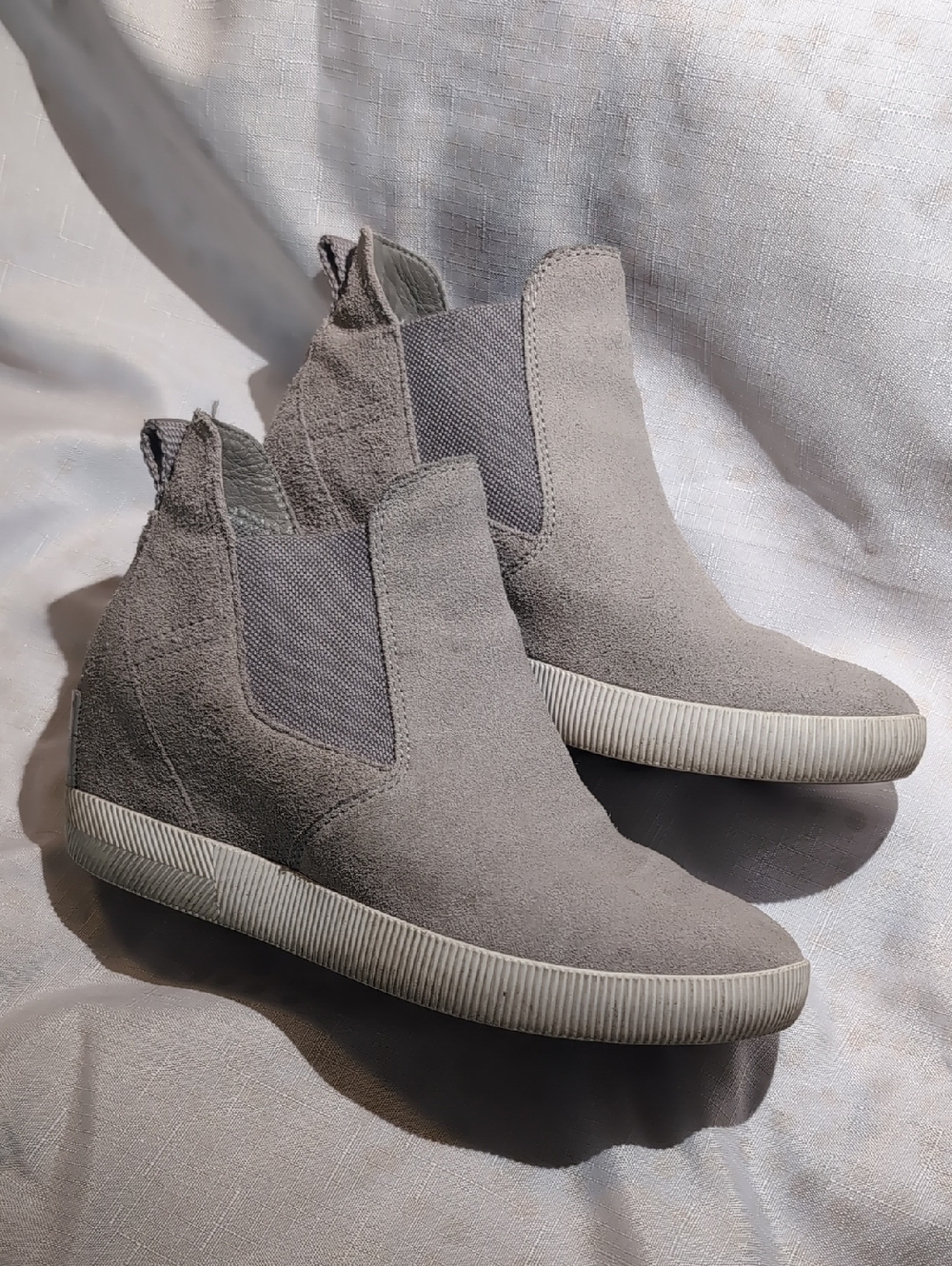 Sorel Women's Suede Chelsea Wedge Booties in Light Gray